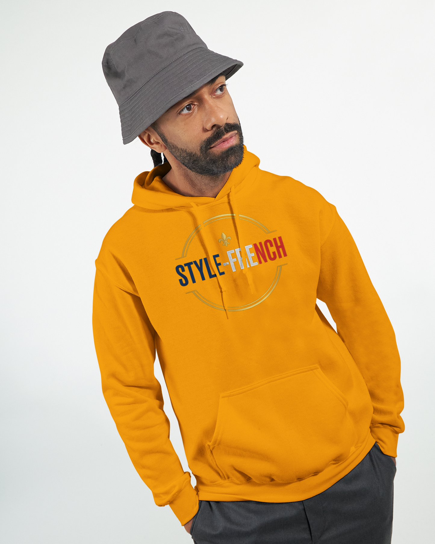 Sweat à Capuche Homme "Chauvin et Fier l'être" – Confort Premium et Design Patriotique